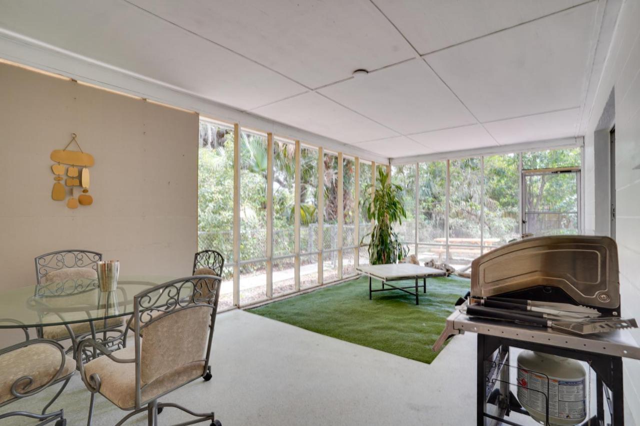 Charming Mid-Century House - Just Steps To Lake! Лейкленд Экстерьер фото